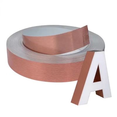 Larghezza 1400mm Lettera di canale Trim Durable Gold Trim Cap Lettera