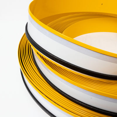 Lettere di canale di alluminio giallo con tappo di taglio Lettere di canale di alluminio con tappo di taglio