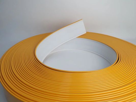 Lettera di canale in alluminio con tappo di taglio con larghezza di 70 mm in giallo Lettera di canale in alluminio