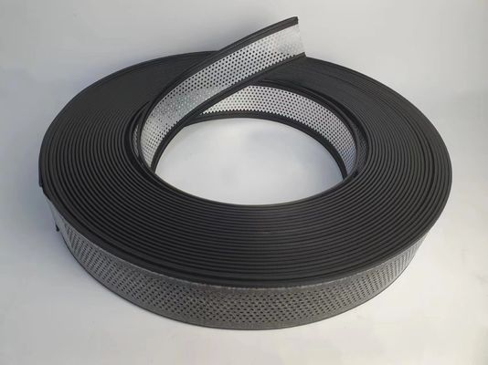 Cappuccio di taglio in alluminio di plastica nera a maniche piegate